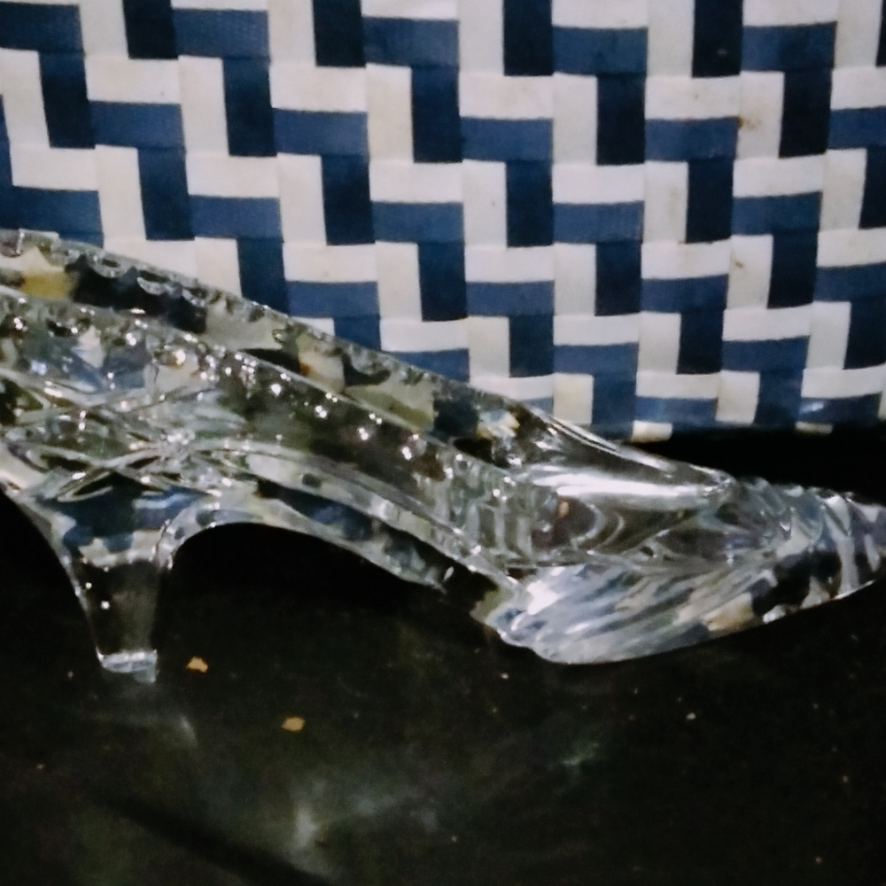 Crystal slipper